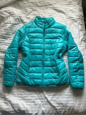 Women’s teal puffer jacket